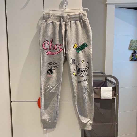 Joggers - Picture 1 of 3